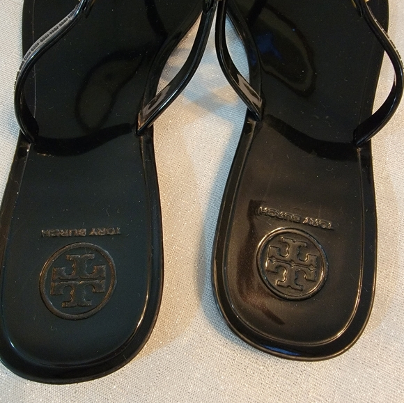 TORY BURCH BLACK MINI MILLER JELLY THONG SANDALS - Picture 8 of 12